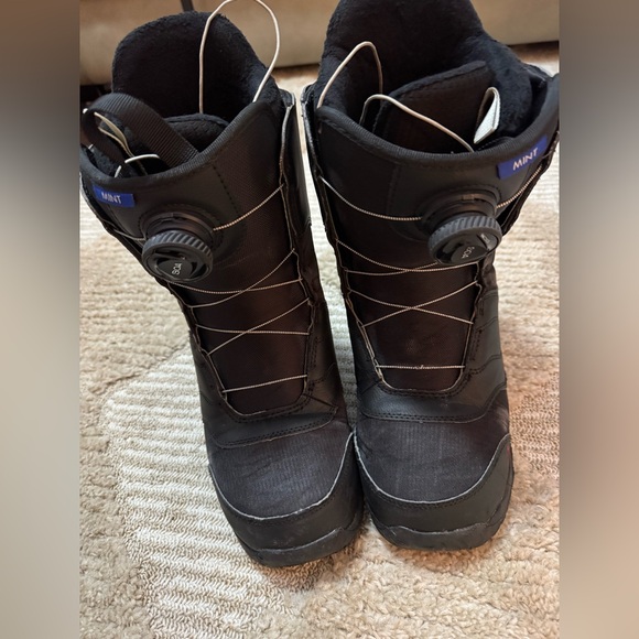 Burton BOA Mint Snowboard Boots - Picture 4 of 6